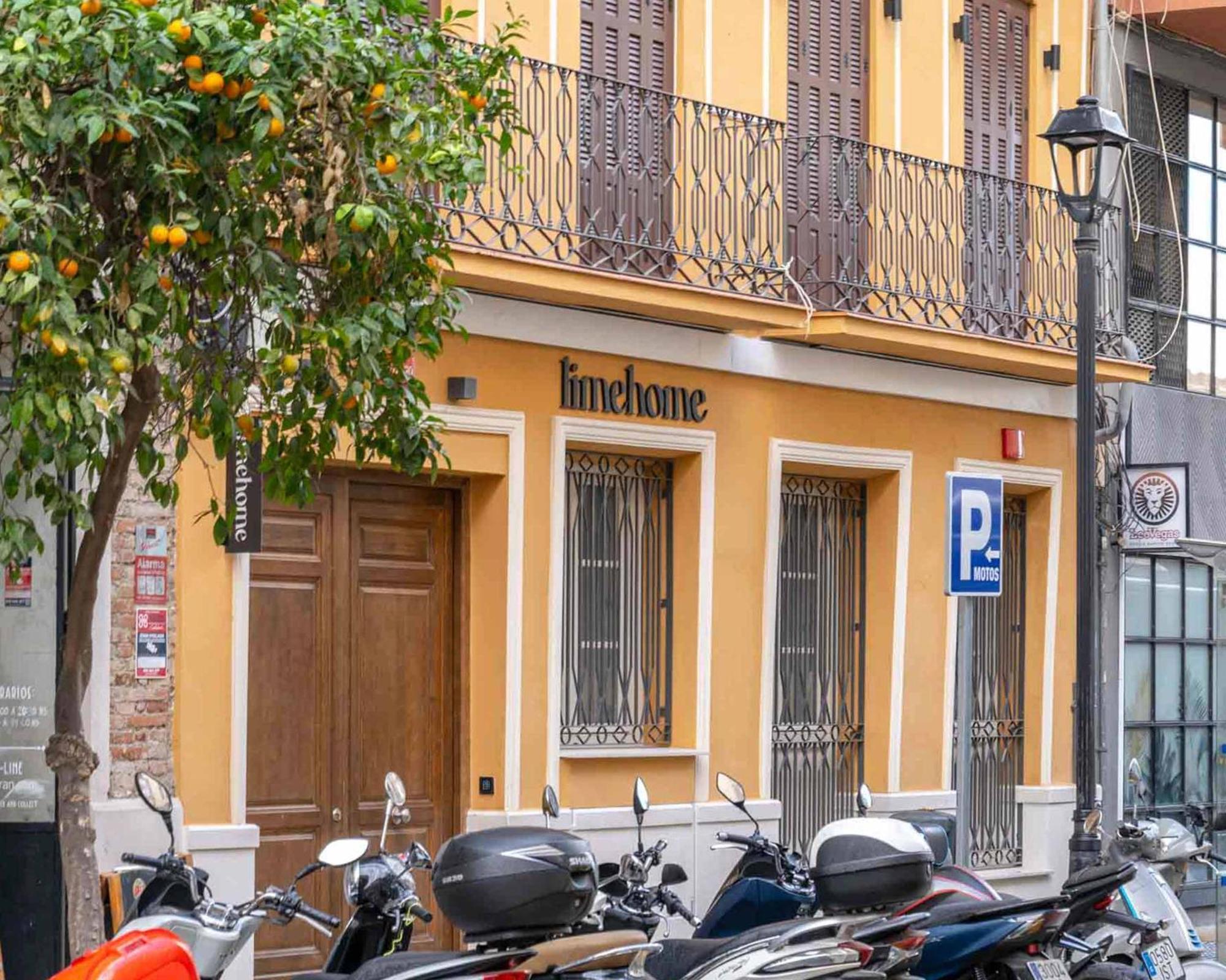 Limehome Malaga Calle Victoria 外观 照片