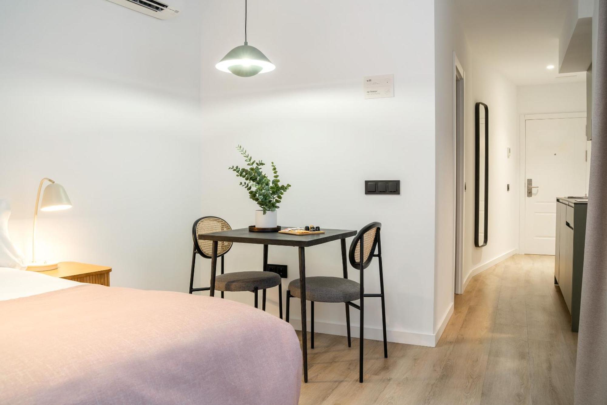 Limehome Malaga Calle Victoria 客房 照片