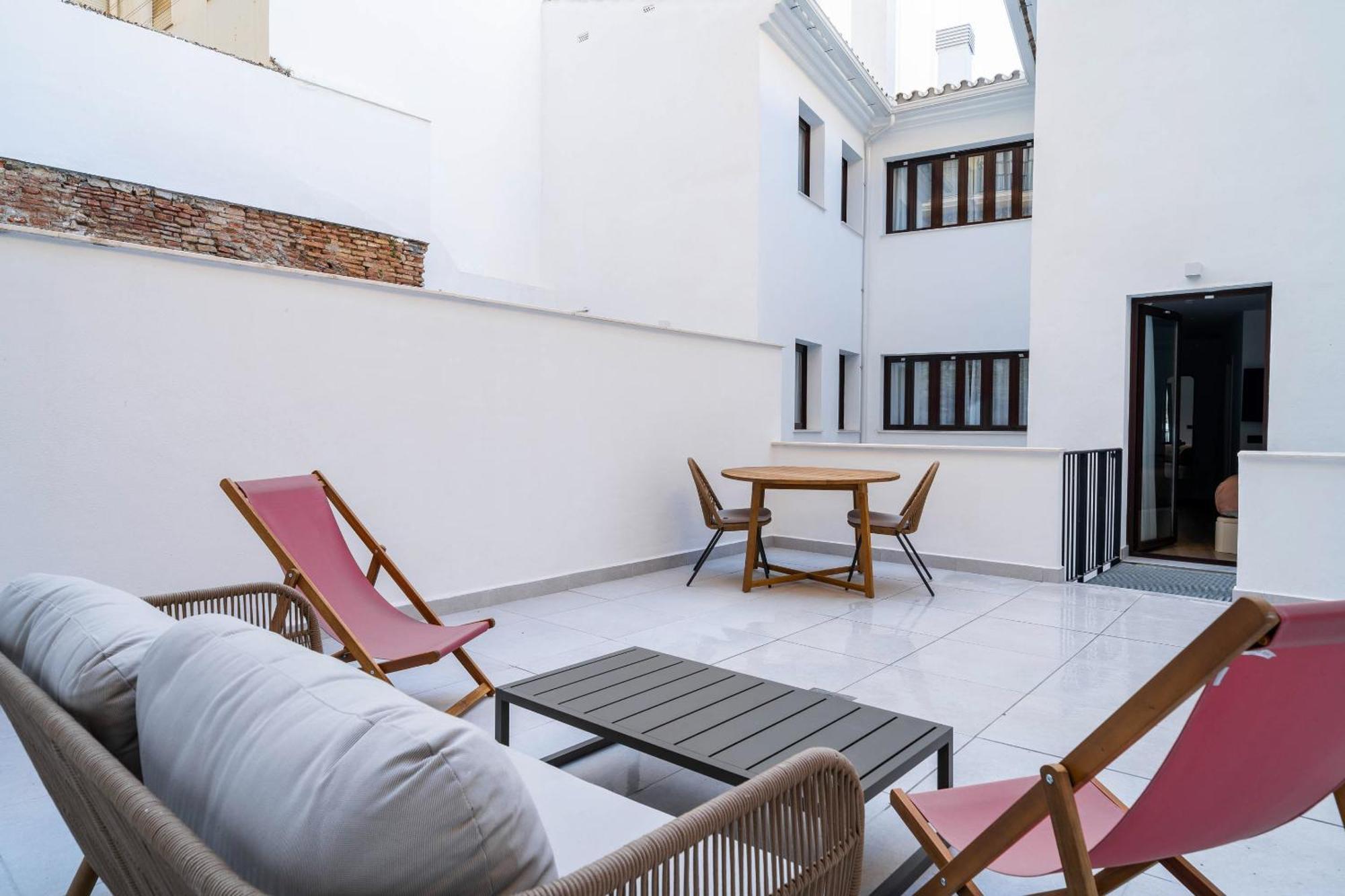 Limehome Malaga Calle Victoria 外观 照片