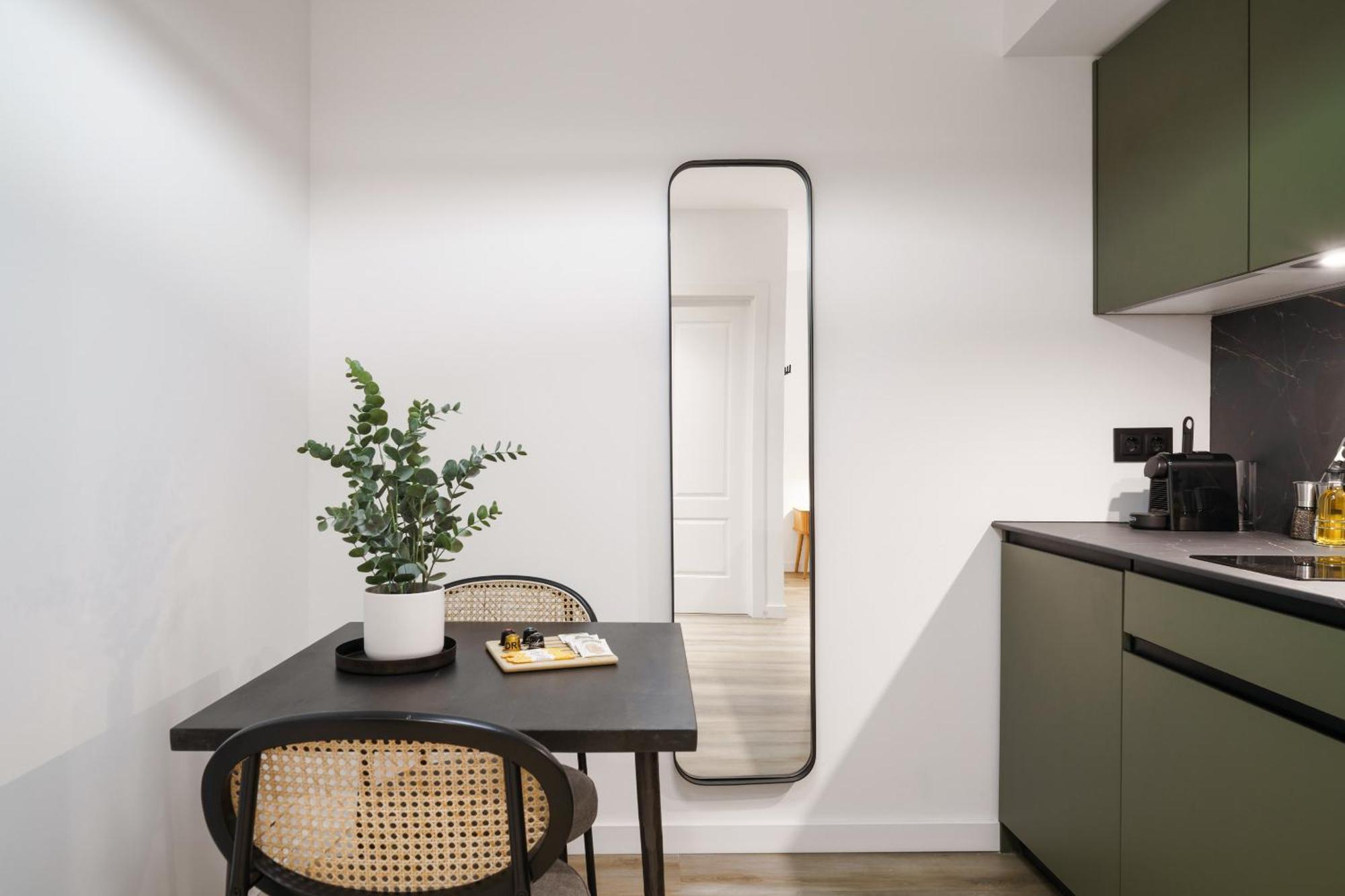 Limehome Malaga Calle Victoria 客房 照片
