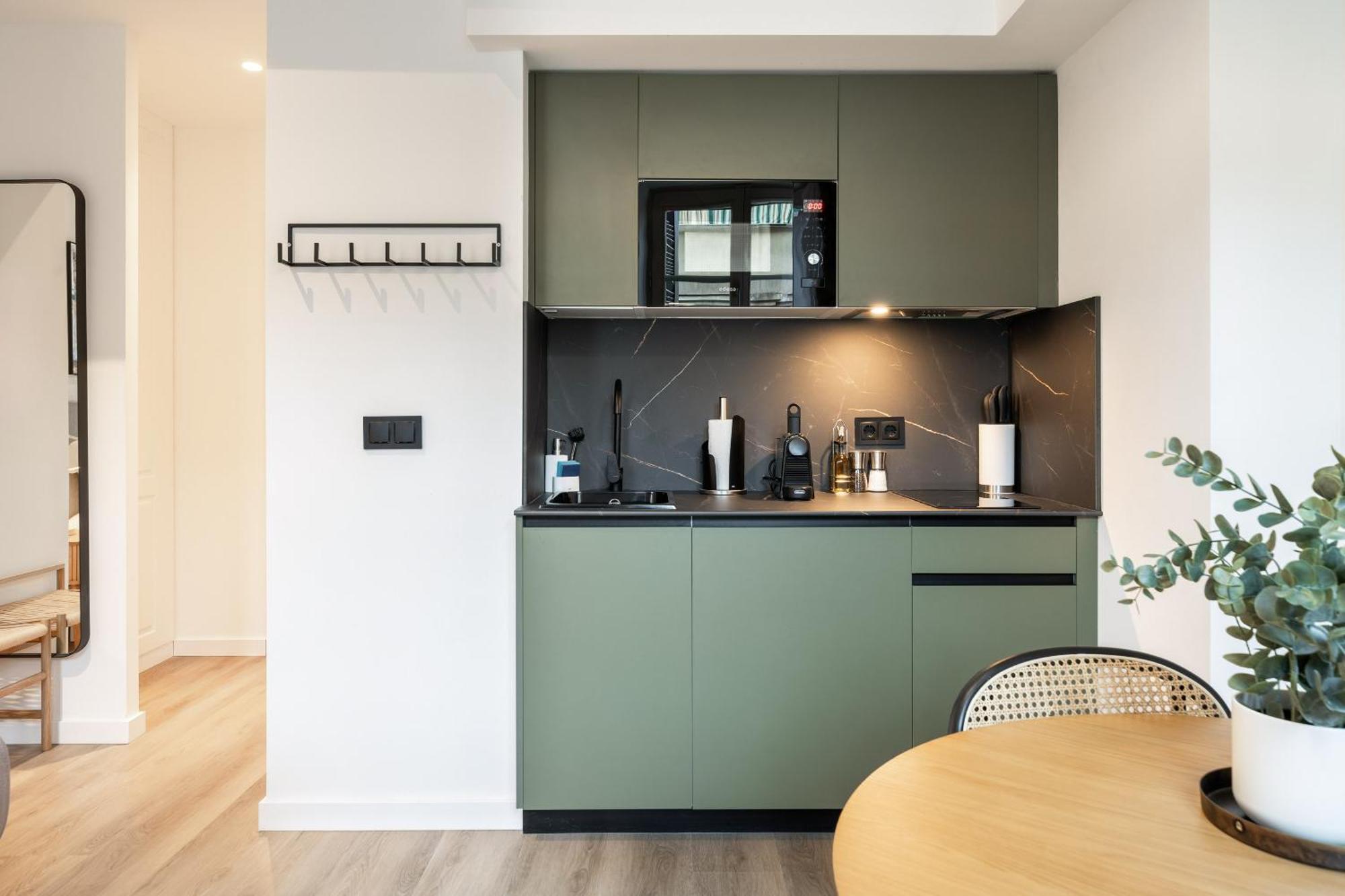 Limehome Malaga Calle Victoria 外观 照片